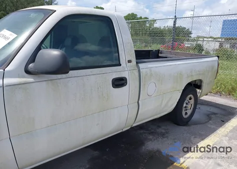 2004 Chevrolet Silverado 1500 Work Truck from USA, damaged, VIN 1GCEC14X84Z227447